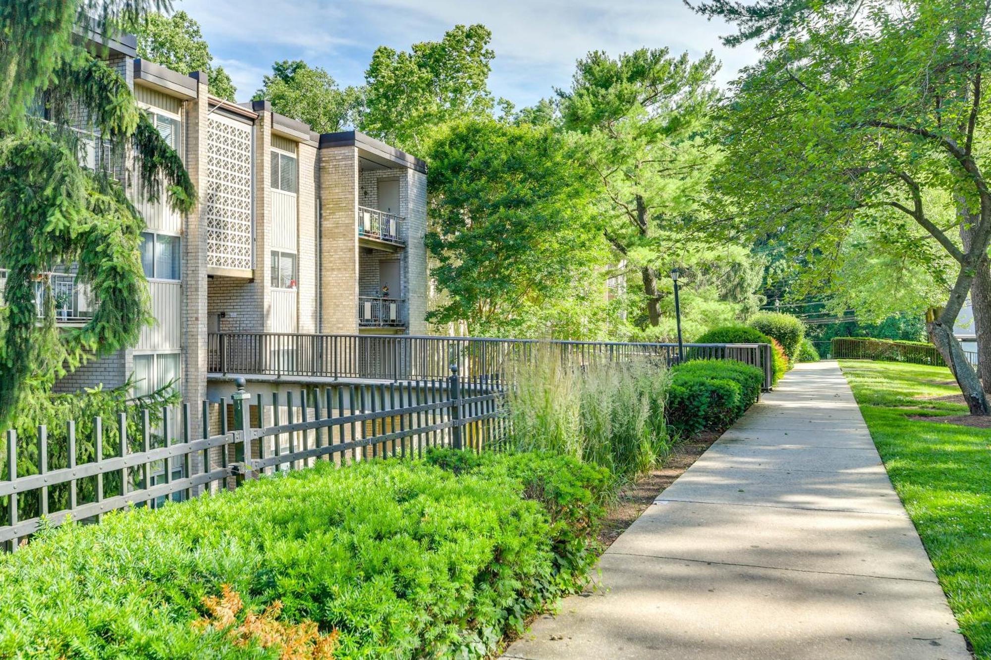 North Bethesda Apartment With Community Pool! מראה חיצוני תמונה